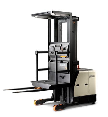 Crown SP Series order picker